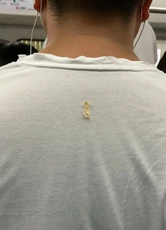 这么热的天，乔丹都受不了了