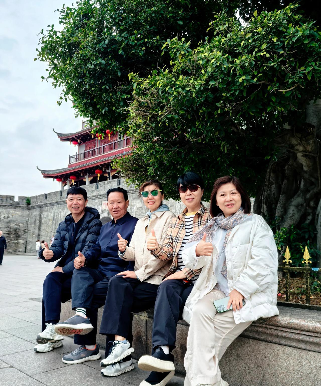 结束海南、广东潮汕之旅回家！
吃了椰子鸡、糟粕醋火锅，潮汕火锅、生腌海鲜，喝了冰