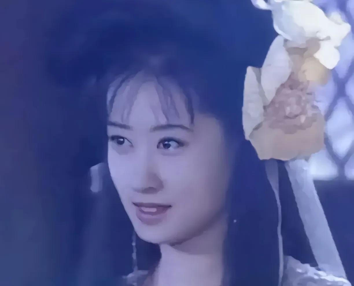 看到这位仙气飘飘的古装美女，你一定不会想到，她是年轻时候的刘敏涛，因为太漂亮了，