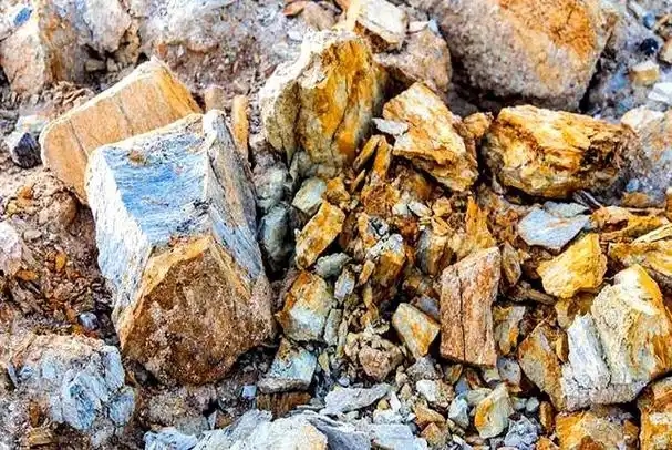 稀土问题已成为中美关系的死结：只要不开放稀土市场，已经达成了任何协议都会被随时撕