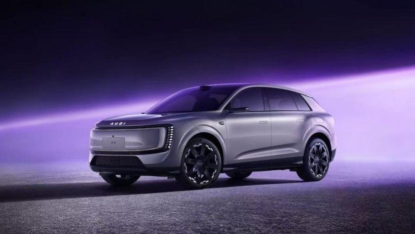 AUDI品牌公布其第二款车型E7X外观设计