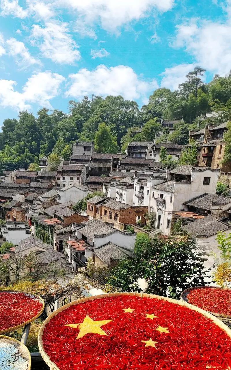 #农村的风景照有吗，可以分享一下吗#
[祖国大地处处皆美]
农村自然别有一番风景