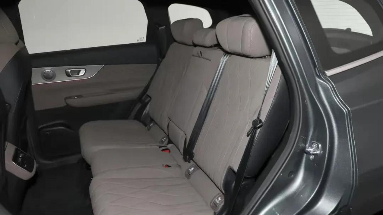 《风云T8：动力与驾驶体验的完美结合》