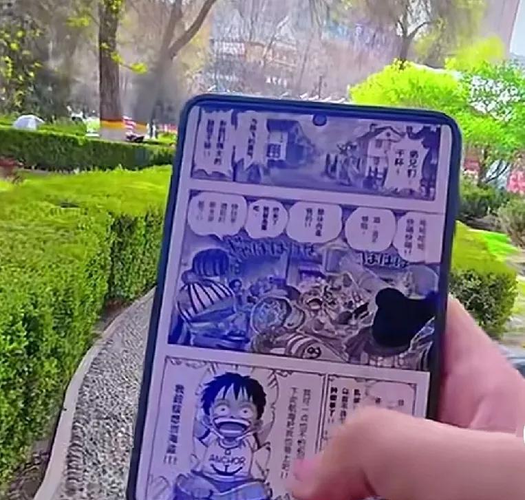 华为“后劲很足”，可以说阔屏已经超出手机的定义了，就是一台小平板的范围！
特别是