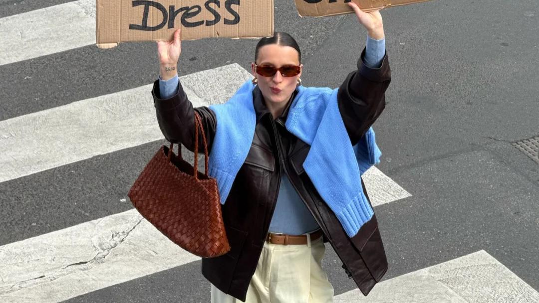 今年冬天内搭选彩色的，更时髦更吸睛！