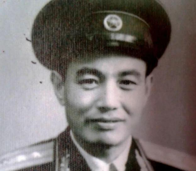 1944年8月，日本兵突然将看守所的大门打开，日本翻译对着8名被折磨到不成人形的