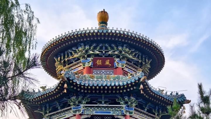 山西太原迎泽公园旅游攻略：城市绿肺里的“时光褶皱”，解码龙城人的“诗意栖居”