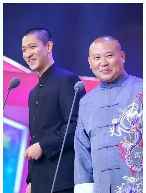郭德纲曹云金十年恩怨











到底是谁在含辛茹苦？曹云金16岁学艺