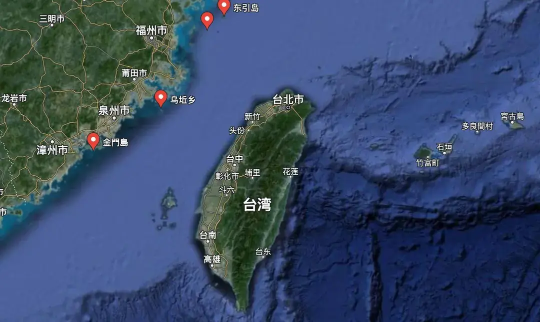 歼35首次亮剑台海