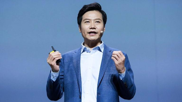 汽车业务实现盈利，雷军遭遇“冰火两重天”