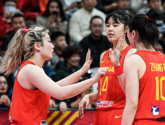 李梦无缘名单背后：伤病+状态下滑，绯闻不背锅