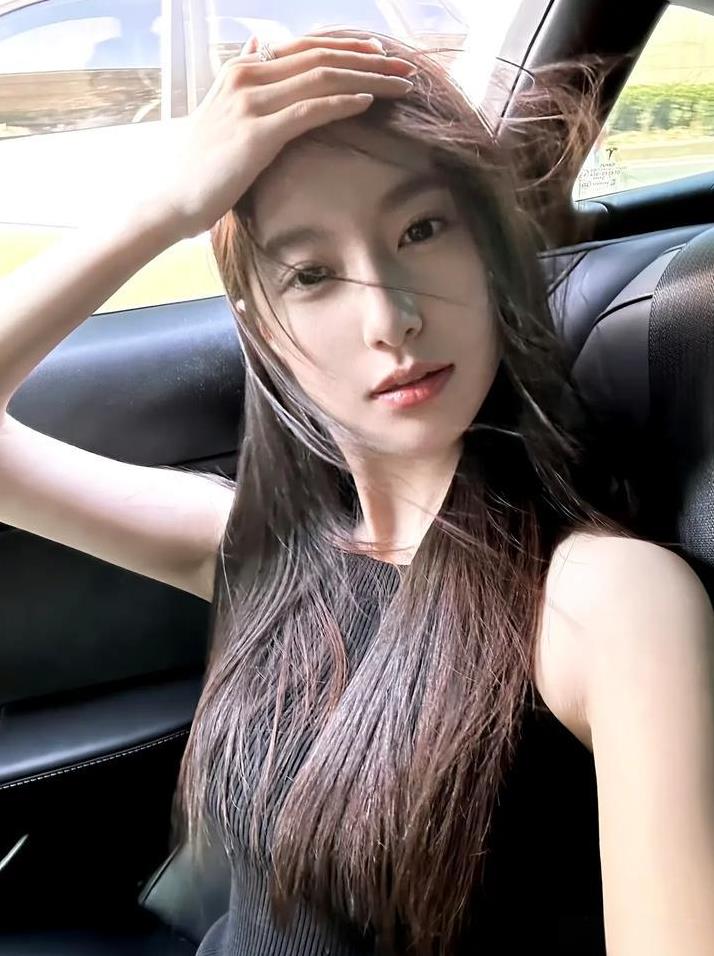 #怎样才算漂亮女生#
图文无关