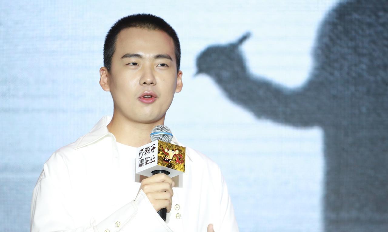 郭德纲说德云社迟早是郭麒麟，这话漂亮但毫无意义：1、文艺团体，属于典型的人力资源