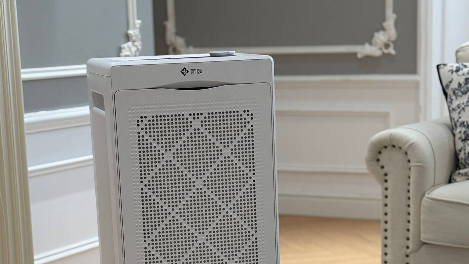 新颐A8使用体验：安静、智能、省电，它如何融入日常生活？