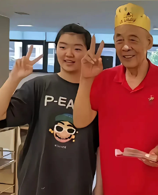 这届网友真是什么都能找到