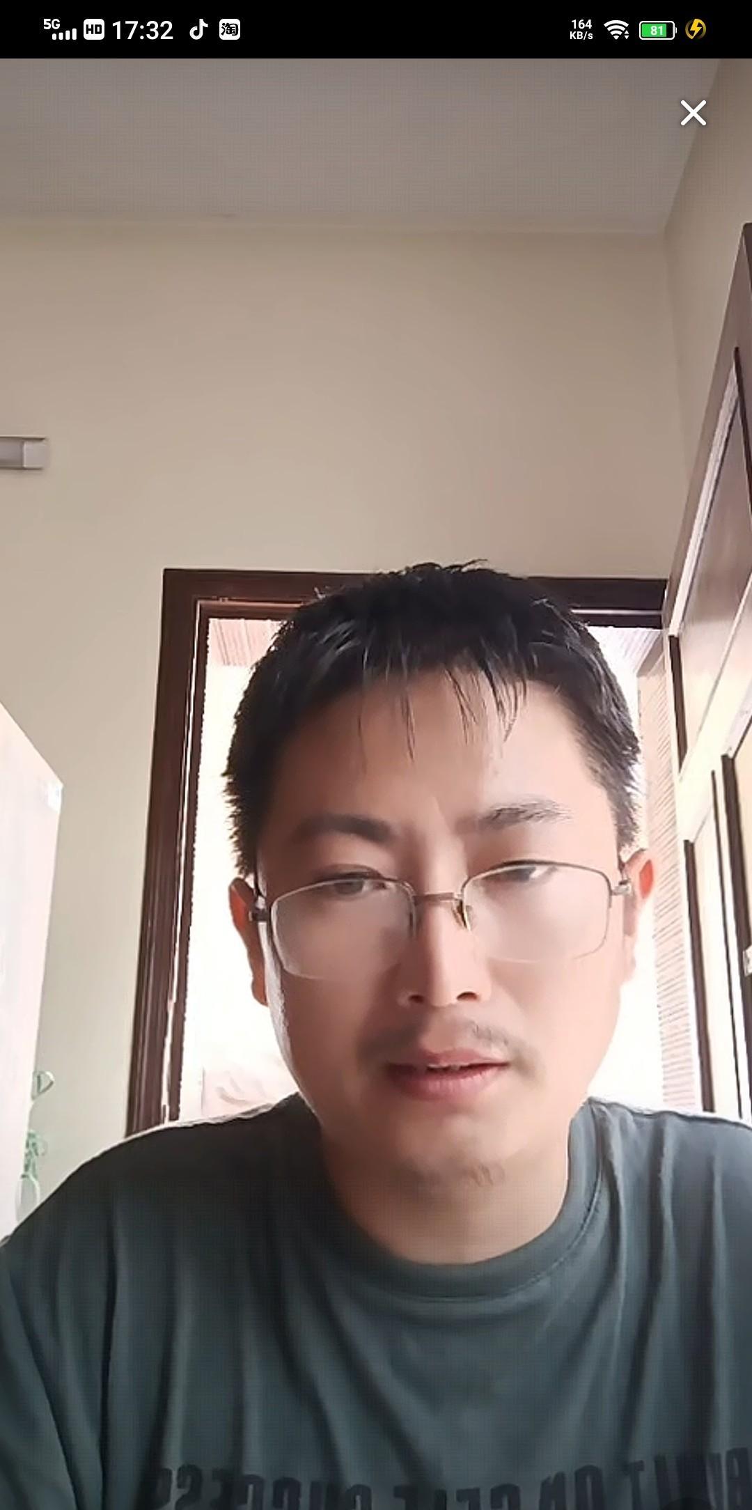 周百万跟瑞霞的事情，现在终于等来了转机，昨天下午周百万在直播里透露了瑞霞的最新动