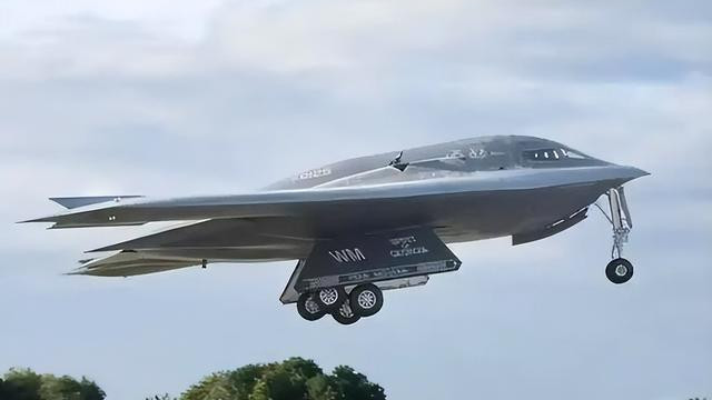 美国B2轰炸机，为何至今从未被击落？如果换中国上，能击落吗？