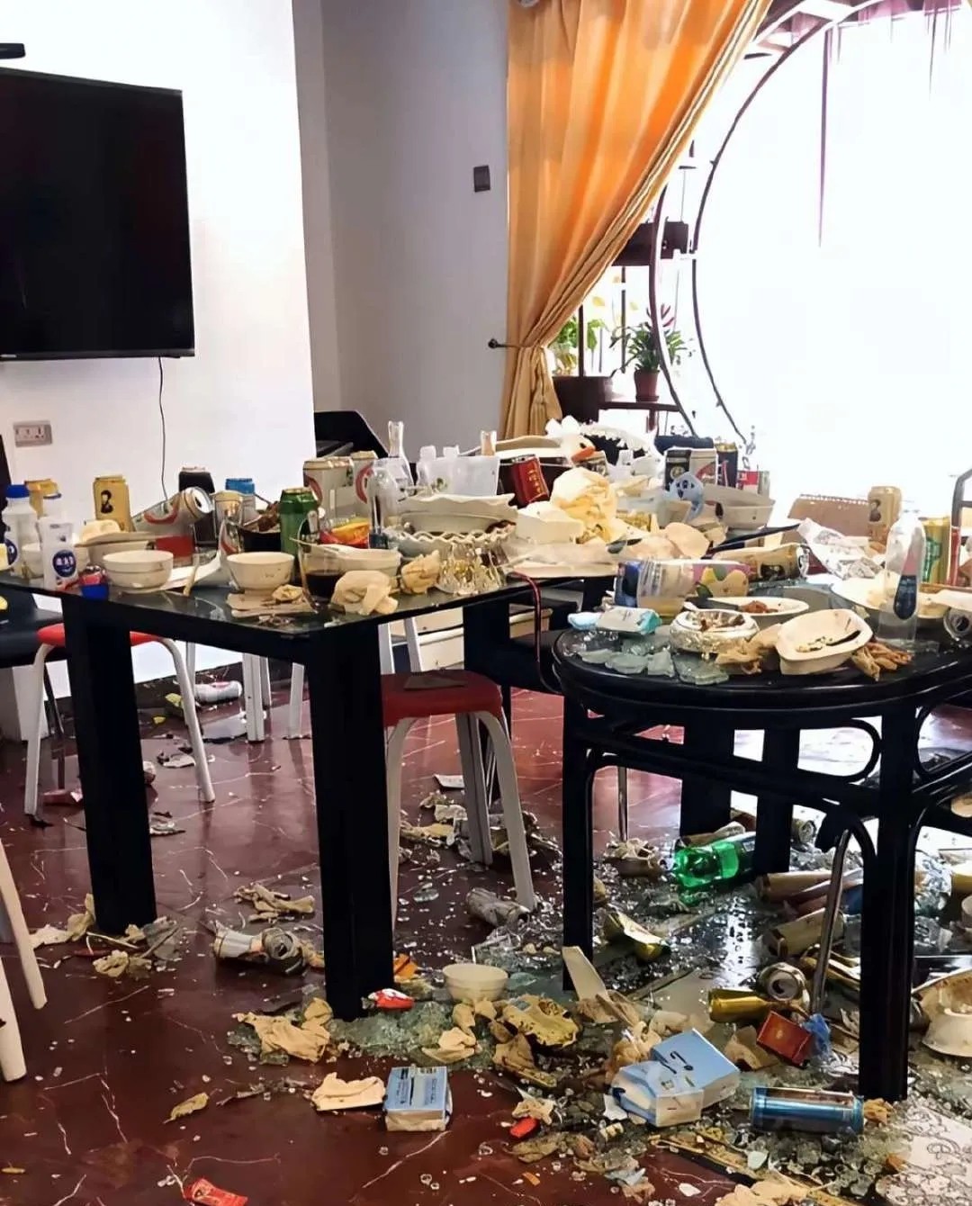 为了省钱在家请客，这回好了。 ​