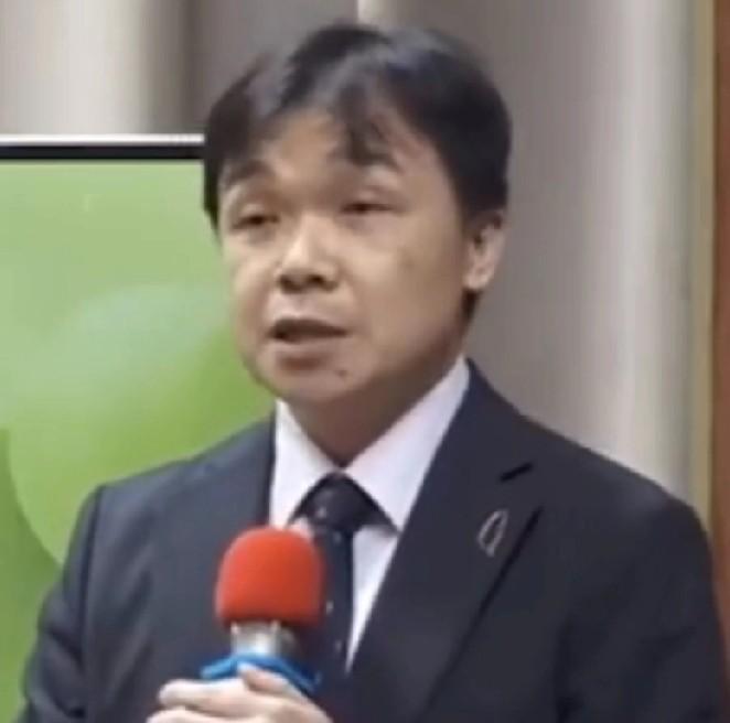 台湾地区陆委会副主委沈有忠今天竟然嚣张妄言叫嚣，呼吁立法机构对国民党前主席洪秀柱
