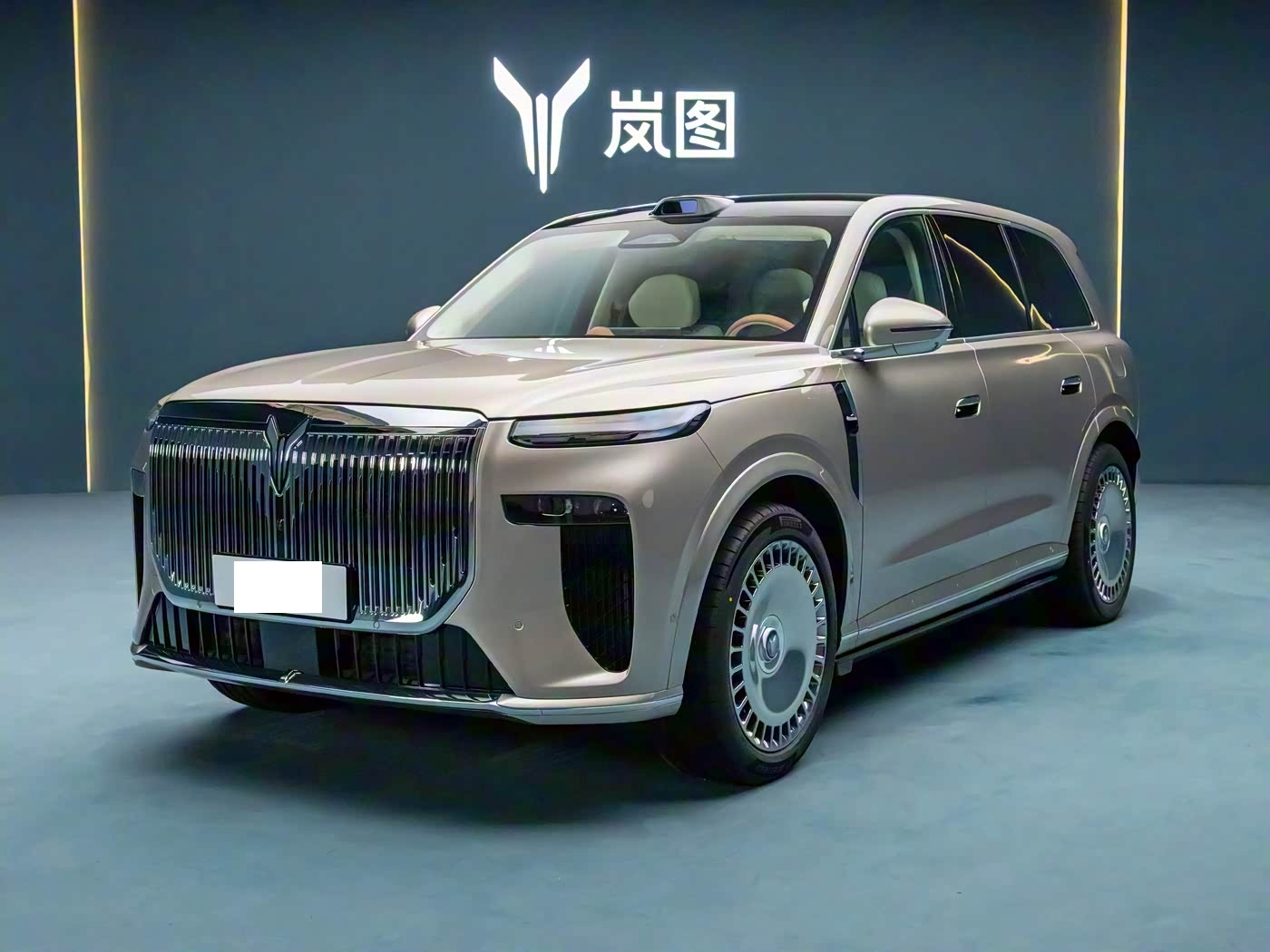 国产“库里图”实车亮相！车长超5米2，配激光雷达，搭载三腔空