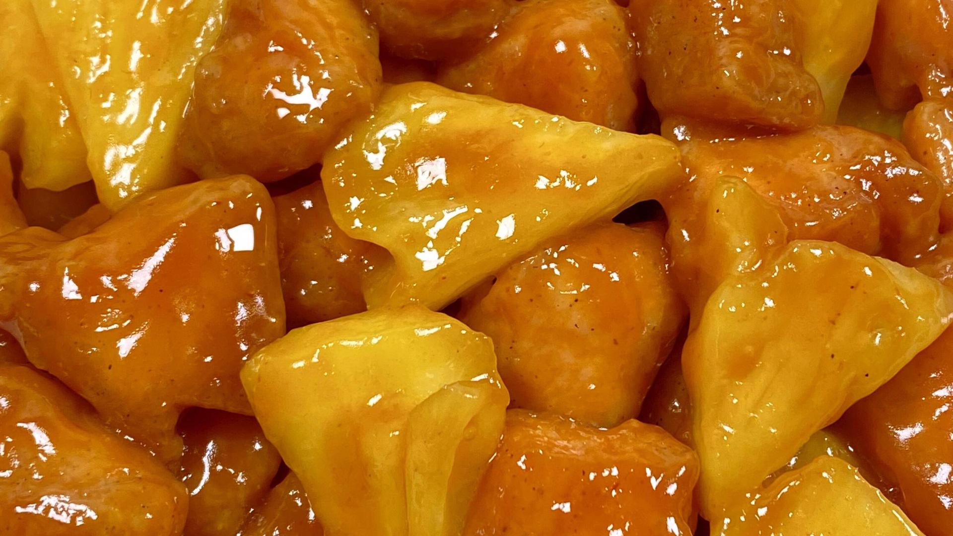 菠萝咕噜肉：给餐桌炸一场热带彩虹屁