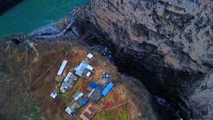 绝壁秘境 咕噜村