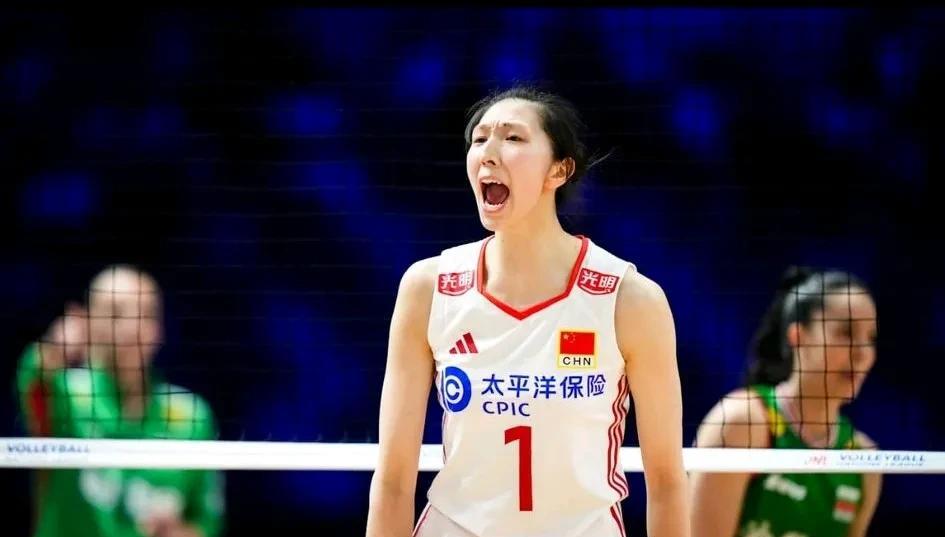 给力！没想到保加利亚女排和我们战5局。幸好中国女排顶到了最后，没有丢大分。第五局