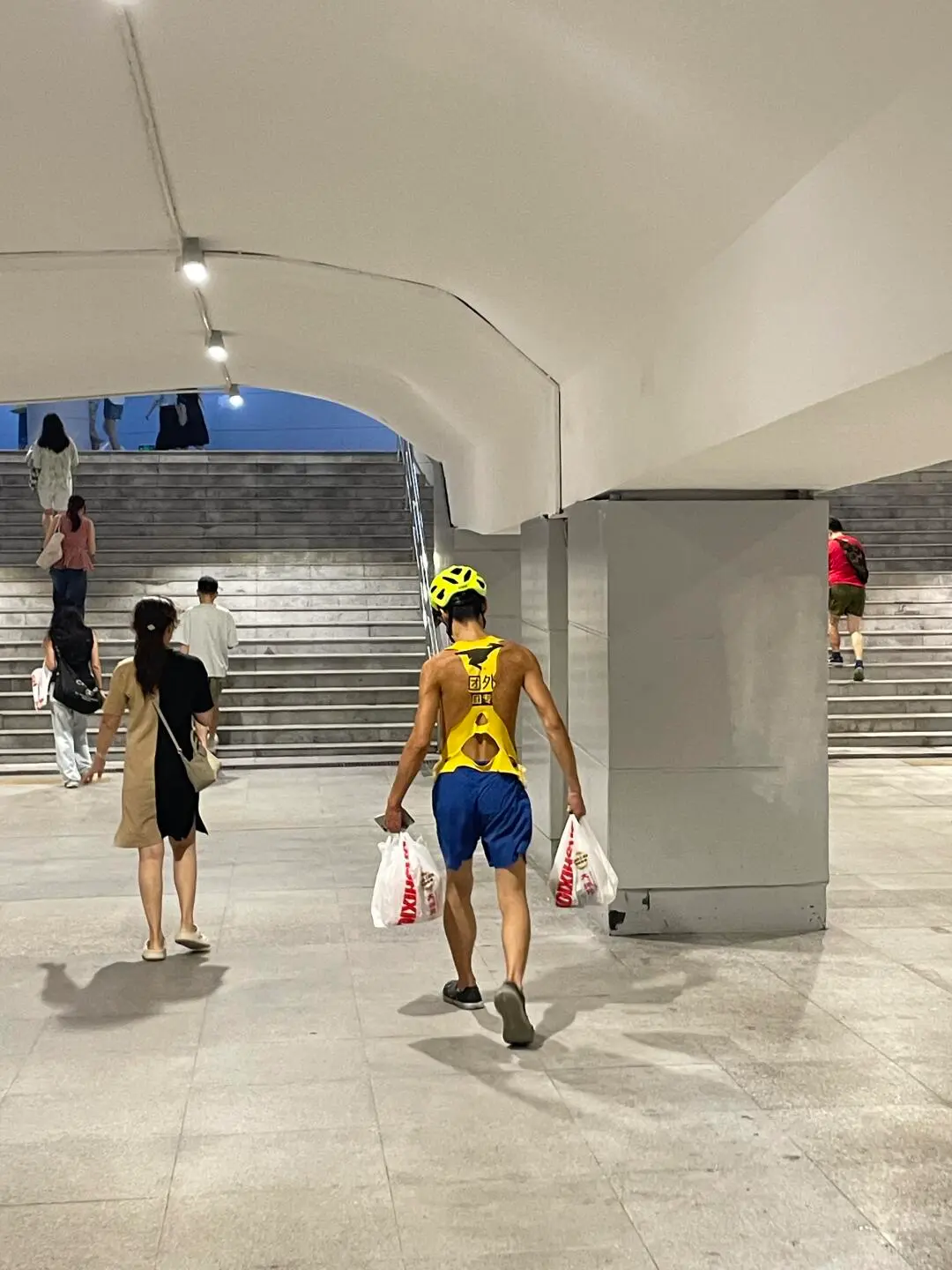 外卖大战已经变这样了吗？

