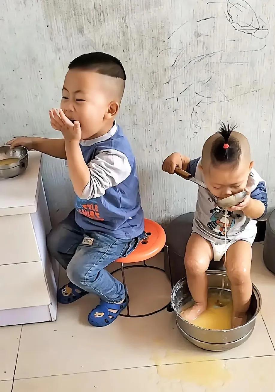 江山易打
情关如何潇洒？
长风扑烈马,月落藏兼,
相思一夜,白了少年发。 
自古