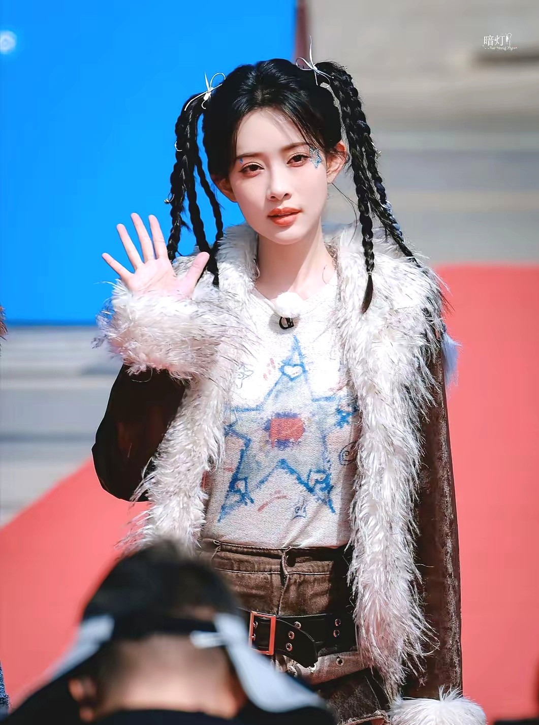 现在全网最替孟子义委屈的恐怕就是她的粉丝了。跑男这期节目播出后，评论区直接炸锅—
