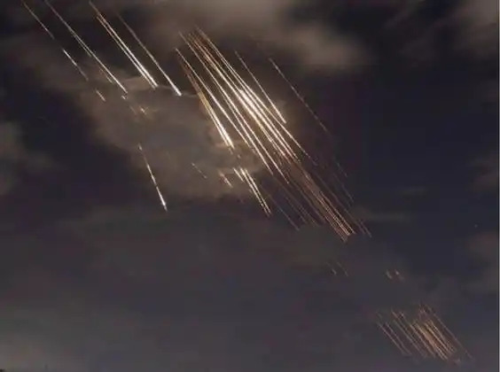 伊朗被坑惨 俄赚翻了











伊朗盼来救星，结果却大失所望！本以为