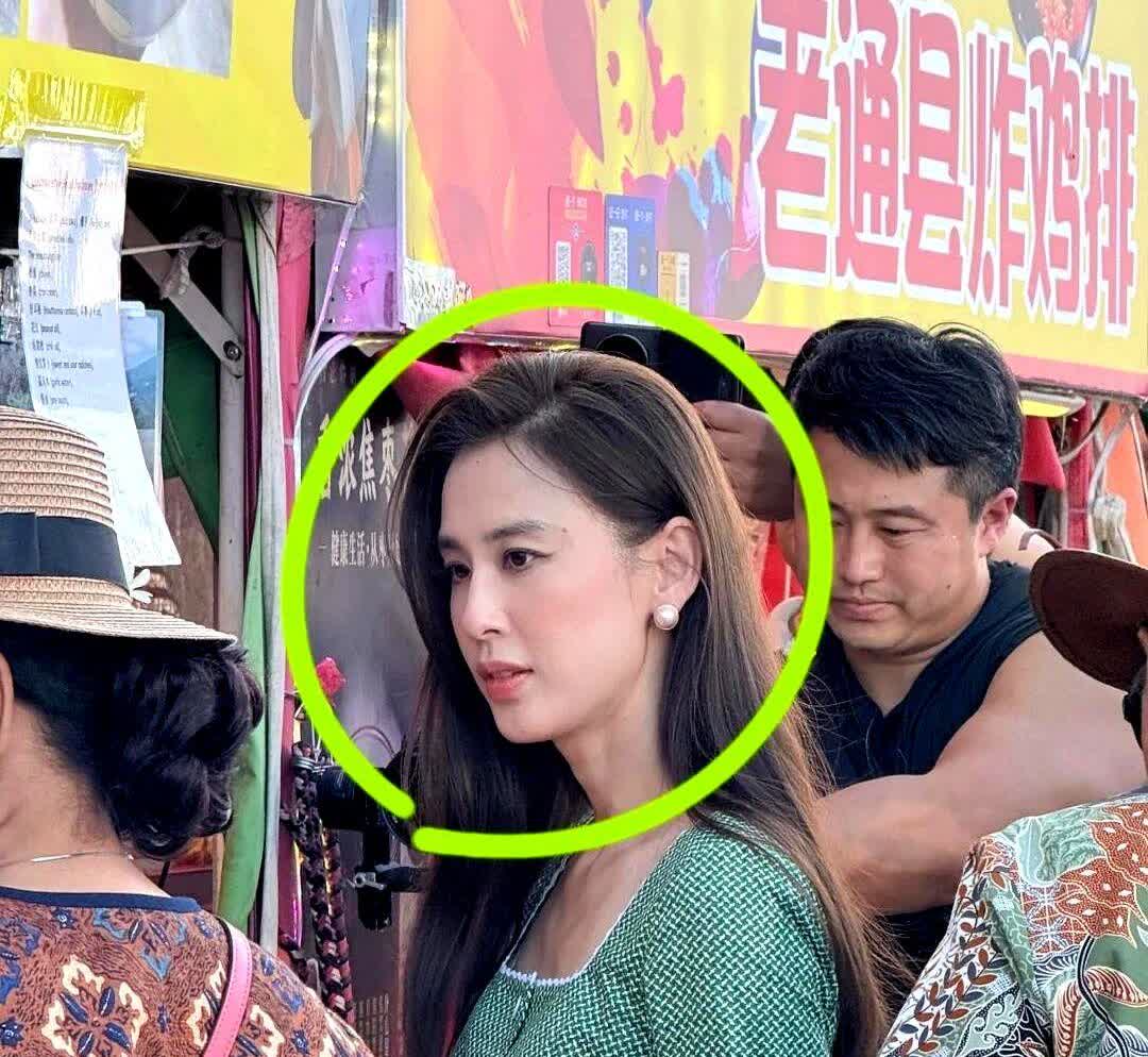 今天，终于理解杨子说的

黄圣依这个人，各方面都很完美

但就有一个致命