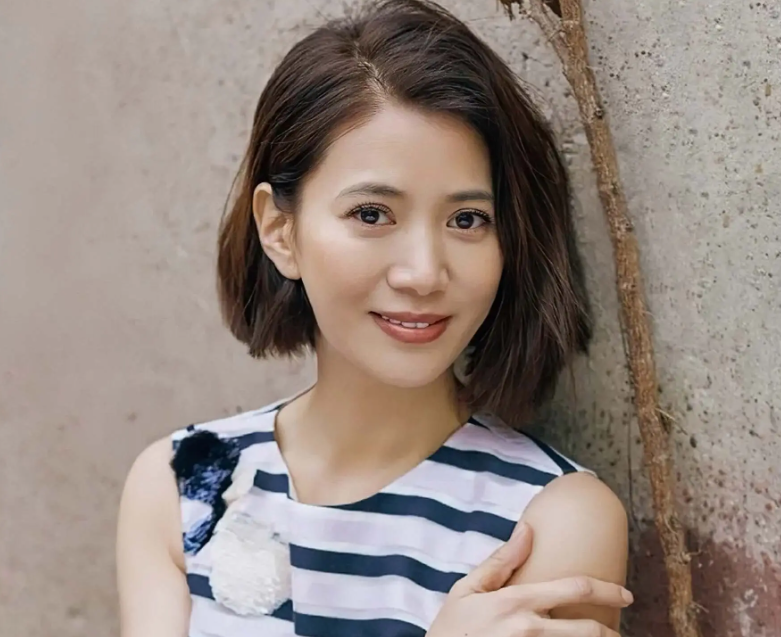 从袁咏仪的无心之失，看娱乐圈复杂的人际关系网