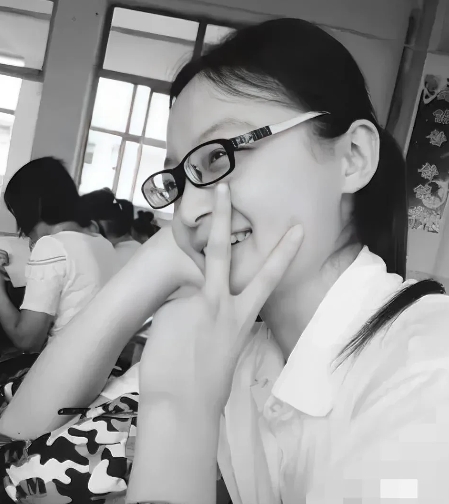 “爸爸，怎么办，钱真的没了…”18岁寒门学霸被骗光学费，心脏骤停离世…公安部雷霆