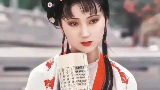 红楼梦：林黛玉尖酸刻薄又矫情，为什么却有那么多读者喜欢她？