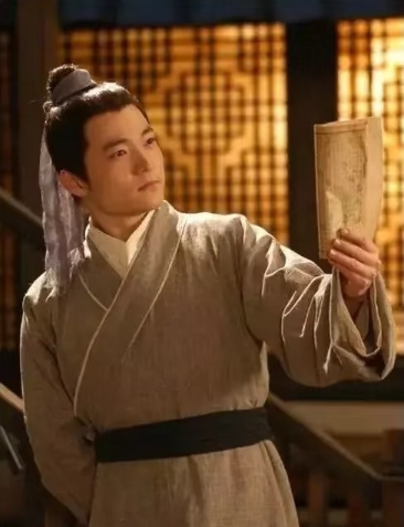 喻恩泰婚变反转也太快了吧，堪比电视连续剧。这双方是在比赛吗？一会喻恩泰，一会喻恩