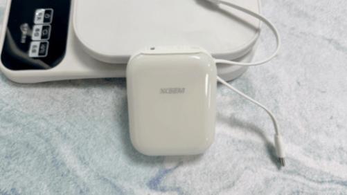 充电宝最好的牌子排名：2026年充电宝还好用品牌五大排名，性价比高还实用