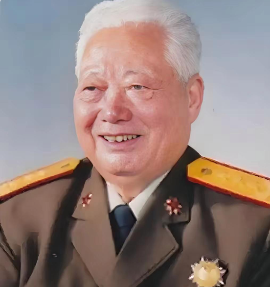 木船破敌舰！政工干部变铁血战将，他竟是上将韩先楚钦点第一人！