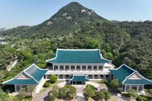 李在明当选韩国新总统，准备搬回青瓦台。