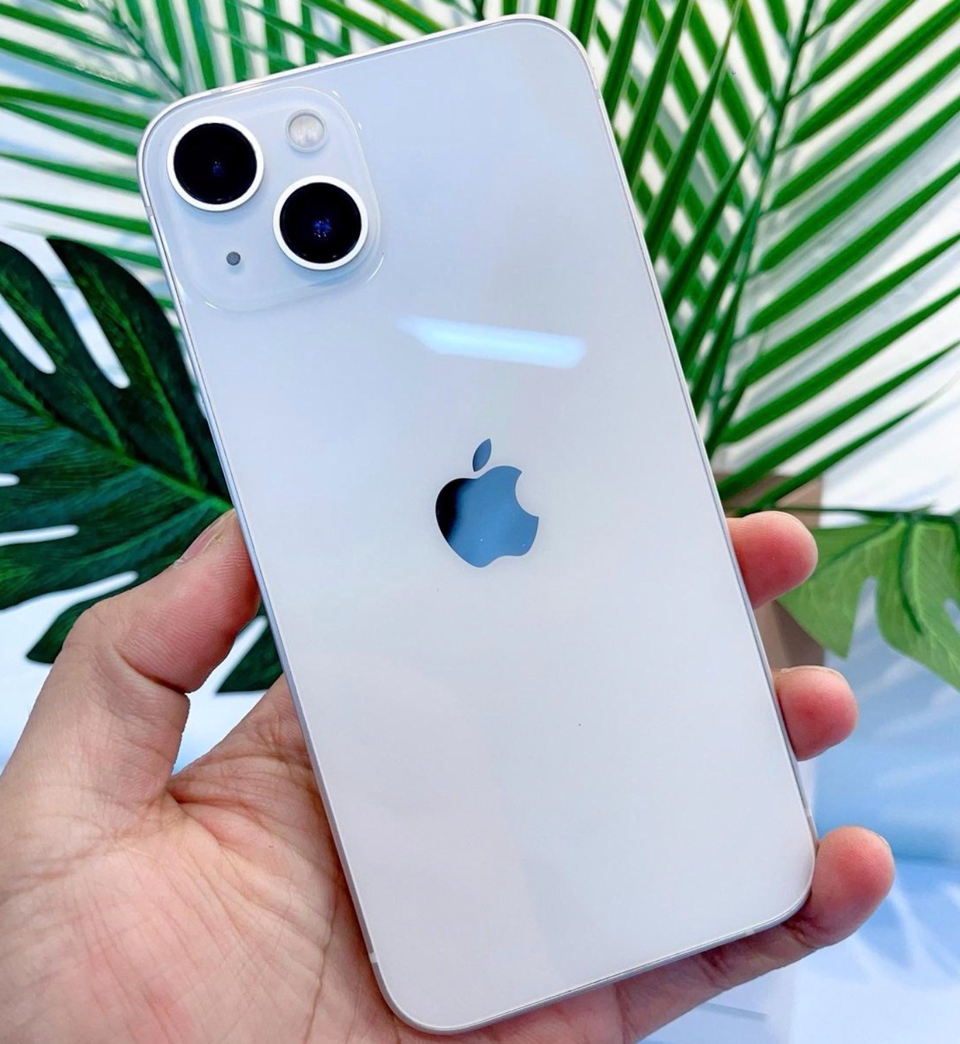 从5999元跌至2727元，经典iPhone彻底清仓，果粉终