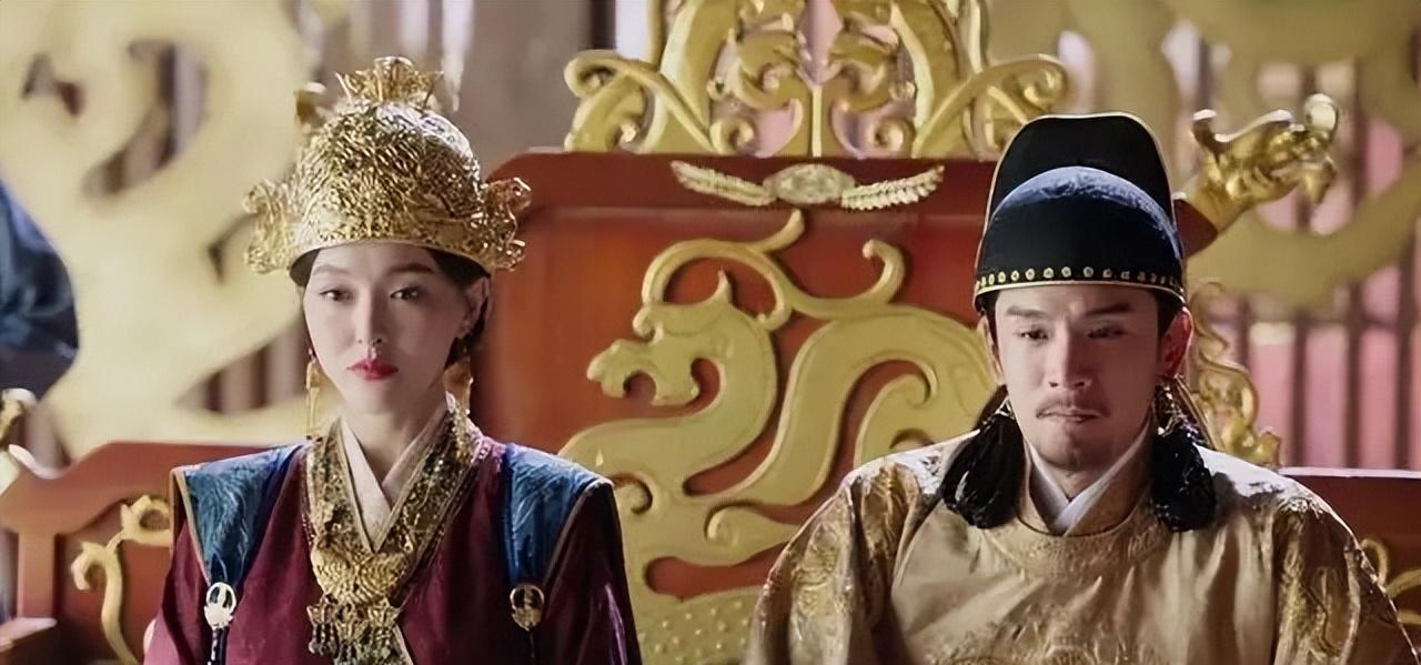 公元982年，辽景宗耶律贤病逝后，皇后萧燕燕偷偷召见了汉臣韩德让，暧昧道：“奴家