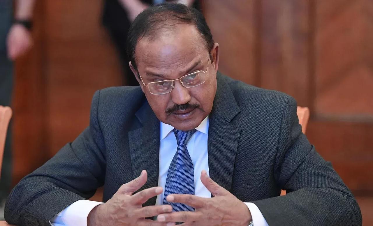 【重点关注：在印度与美国关系紧张之际，印度国家安全顾问抵达莫斯科】
新德里时间2