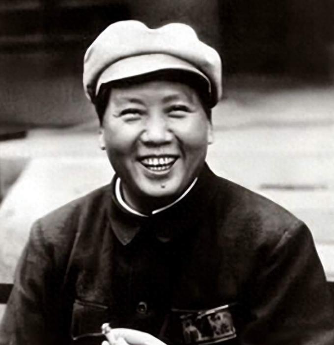 1952年，毛主席到殷墟，问：纣王墓在哪？安阳地方官颇感难以回答
“纣王墓究竟在