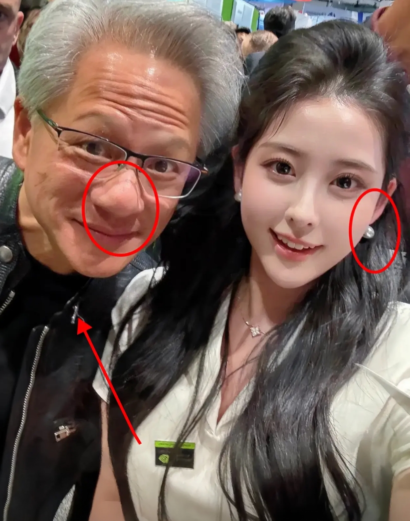 这是一张“英伟达”老总黄仁勋与美女员工小姐姐的合照。

62岁的黄仁勋头发全白啦