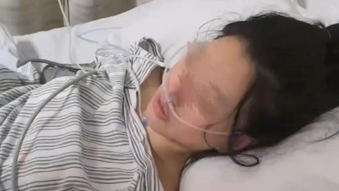 杭州女子商场遇袭隆胸假体意外阻致命伤，嫌疑人行凶后自残身亡