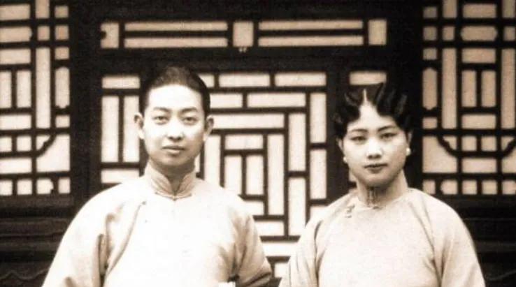 梅兰芳出轨孟小冬，妻福芝芳冷笑：梅兰芳没几个红颜知己多委屈？
梅兰芳生命中经历了