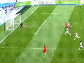 国足东亚杯1球小胜中国香港，相对比赛中赢球，大家话题更热的是对于比赛中的一粒没有