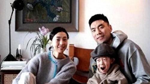 李晓旭跟腱断裂后逆袭夺冠 妻子转型百万网红