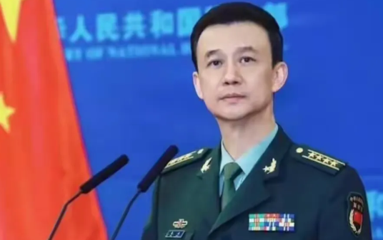 特朗普万万没料到，6国齐刷刷采购中国大量武器，突然武官换将，六国军购与中国武官换
