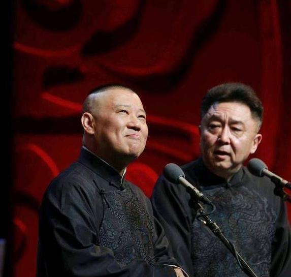 郭德纲跟于谦的相声从来不彩排？这一默契背后的原因有二。
看到《一茶两座》才知道，